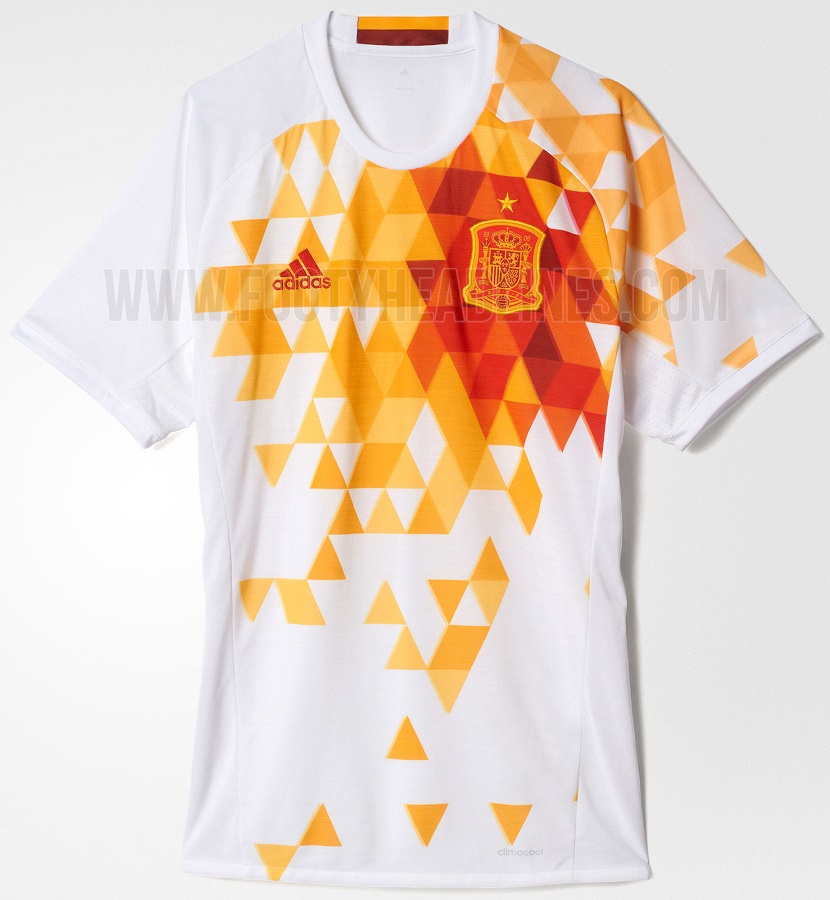 форма испании на евро 16