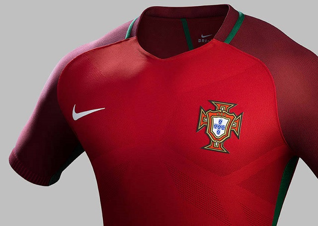Домашняя форма сборной Португалии 2016