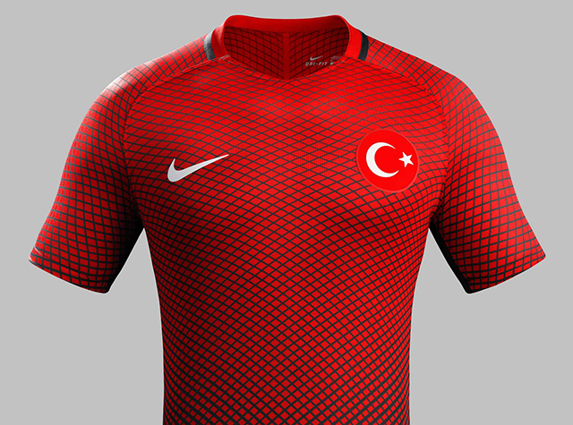 Домашняя форма сборной Турции 2016