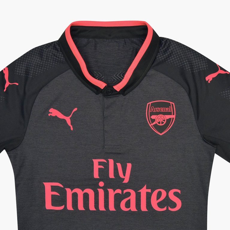 Новая форма «Арсенала» 17/18 | Footykits.ru - Энциклопедия футбольной формы